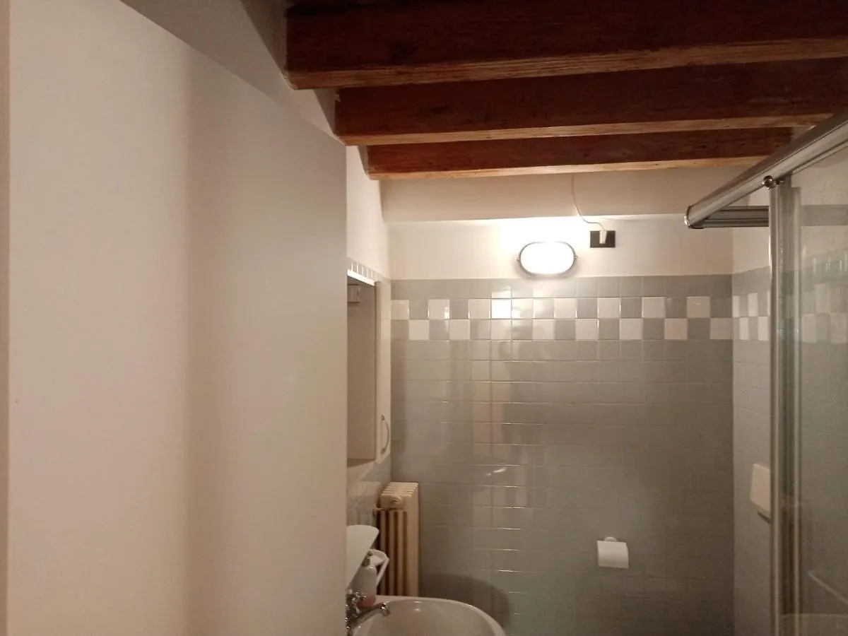 P&P Room Seventy-Seventh Apartment Бергамо 0*,